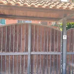 In&Out Apartment - Mostacciano, Eur